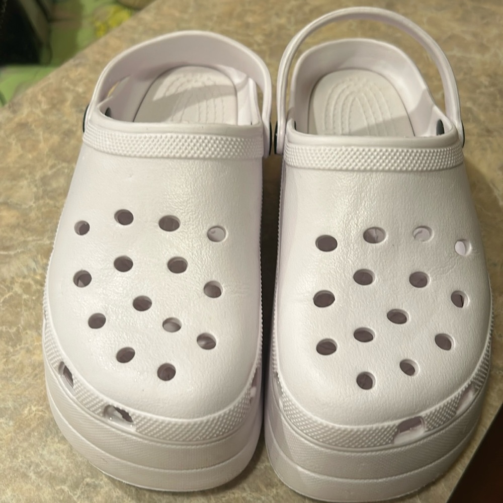 White high top Clogs - Picture 1 of 2